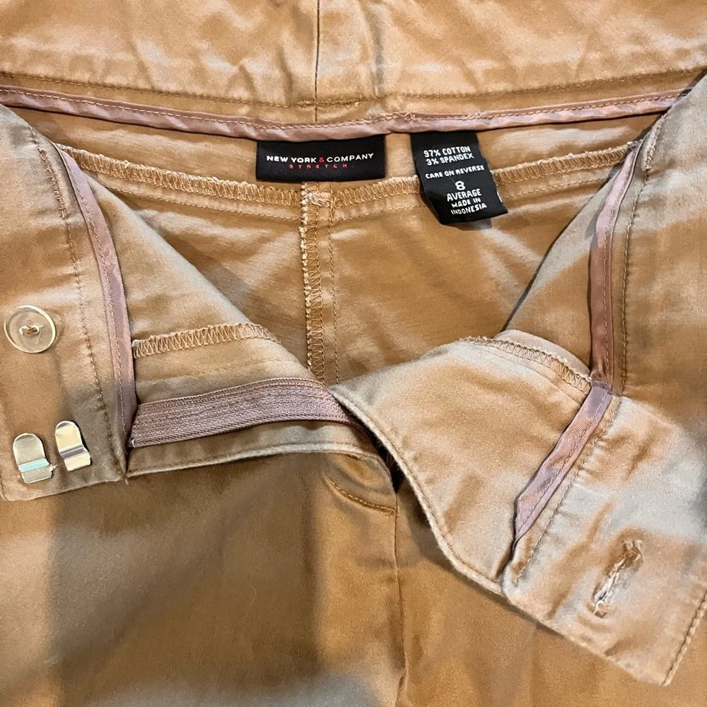 New York & Company Khaki Wide-Leg Trousers Size 8 EUC Stretch Classic Work Casua